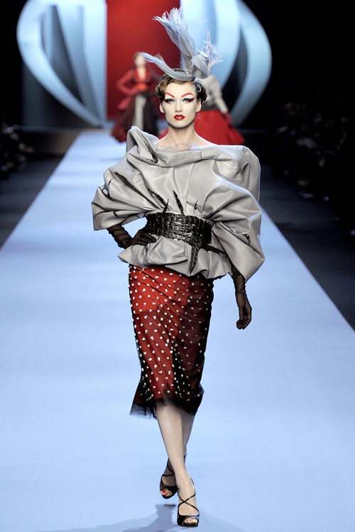 [Christian Dior Haute Couture SS 2011 4[3].jpg]