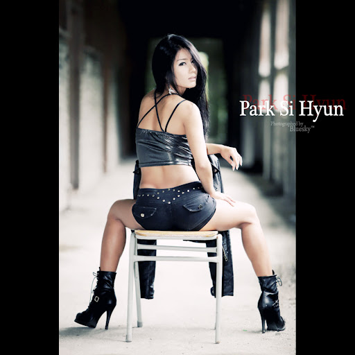 Park Si Hyun