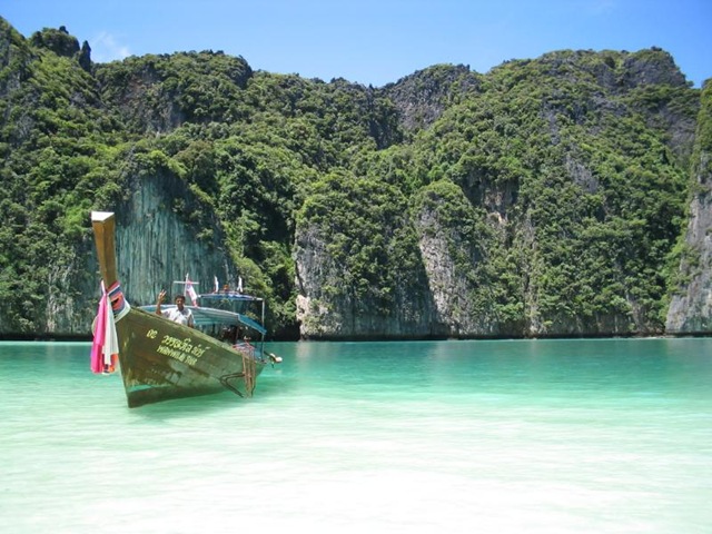 [thailand-phi-phi-beach[7].jpg]
