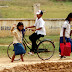 PB160176.JPG, Cambodia - Cambodia/Vietnam Border, Phnom Penh & Royal Palace