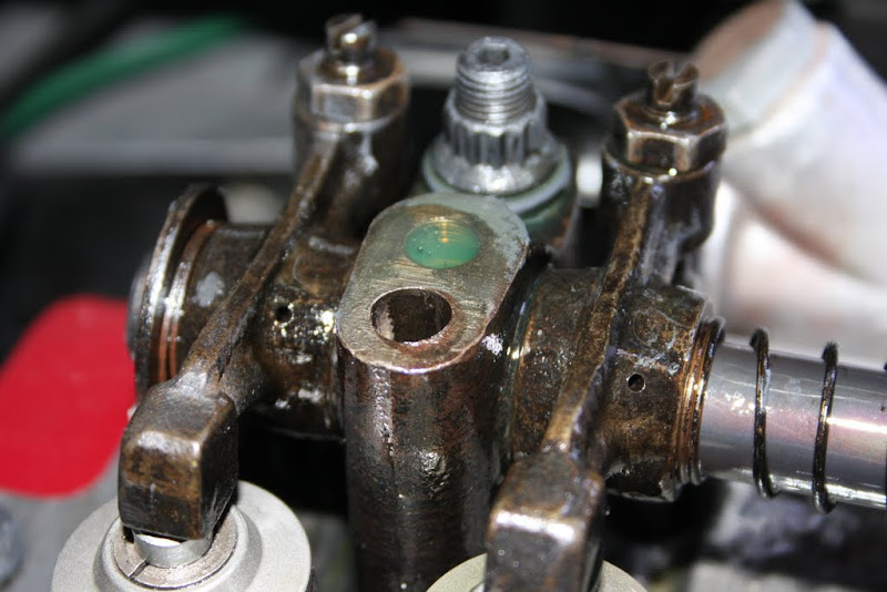 How to check oil at rocker arms? MGB & GT Forum The MG Experience