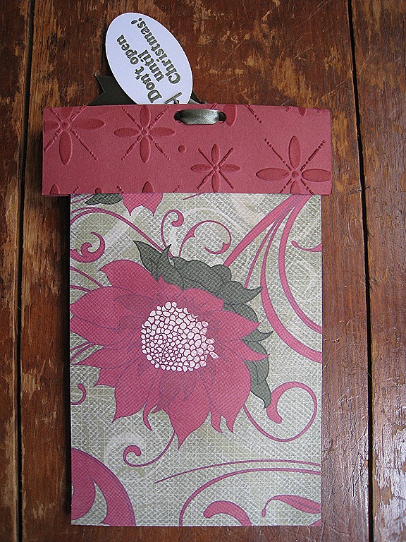 [Trish's Cards Feb 2011 055[5].jpg]