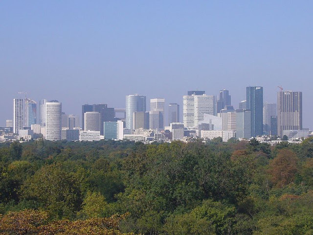 La Defense