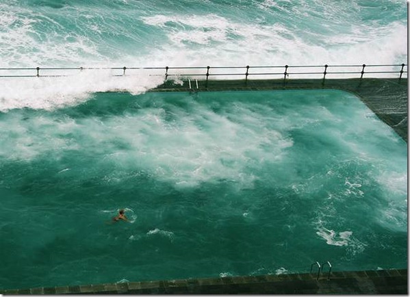 Piscina en el mar como idea de negocios para ganar dinero