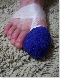 bandaged toe (4)
