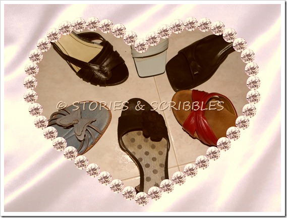 Sandals (4) Sandals (4)