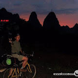 – 当我们终于赶到阳朔时,天色已晚。 – 当我们终于赶到阳朔时,天色已晚。