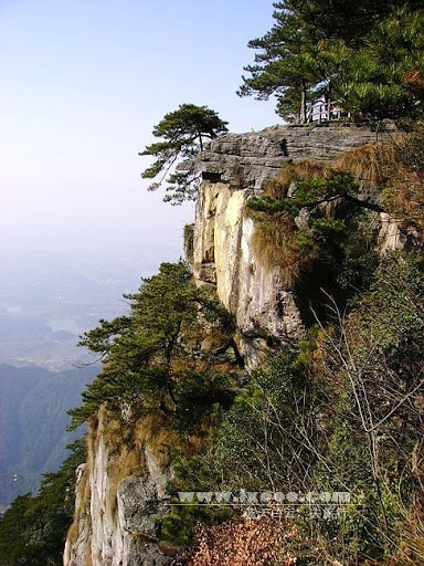 – 龙首崖 – 龙首崖
