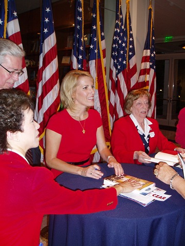 [LauraIngrahamBookSigningatNixonLibra[2].jpg]