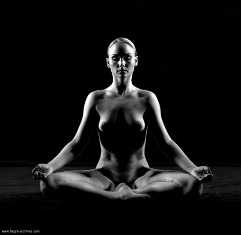 [ioga Vibekeposing nude.posing nude_bw_016[3].jpg]