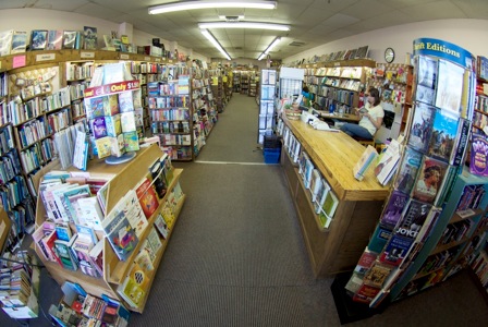 Rae'sBooks inside