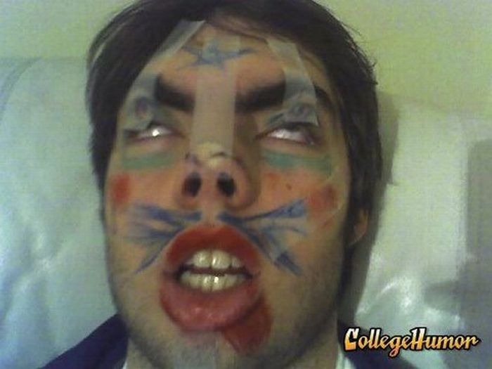 [decorating_drunk_friends_083.jpg]