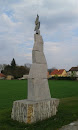 Lomeny Obelisk