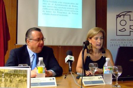 Juan Cabrera G&oacute;mez, Presidente de la Asociaci&oacute;n y Magdalena de Manuel, archivera del Ayto. de Bail&eacute;n