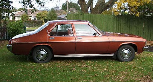 HX Premier Side