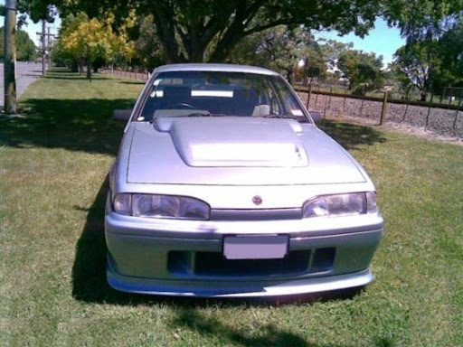 VL Walkinshaw Front