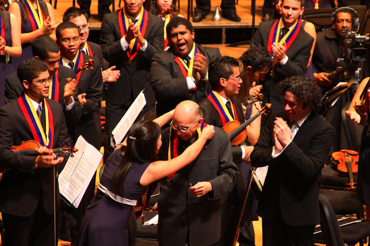 35 Aniversario Fesnojiv. Sinfónica Juvenil Teresa Carreño, Dudamel y Abreu. 12-02-2010. Foto: José Alberto Gutierrez. Fesnojiv