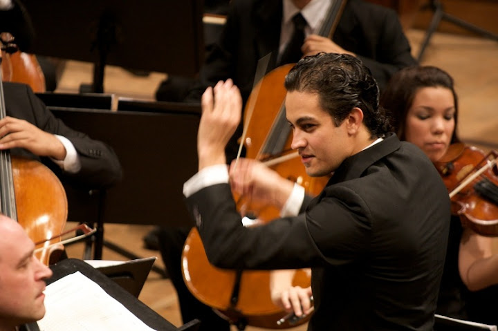 Diego Matheuz debuta en la ópera teniendo como escenario al Teatro La Fenice de Venecia Diego Matheuz debuta en la ópera teniendo como escenario al Teatro La Fenice de Venecia