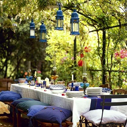 [Dining al fresco 2[3].jpg]