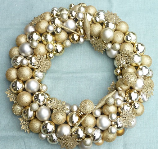 [GoodasGoldWreath3.jpg]