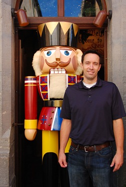 1 nutcracker