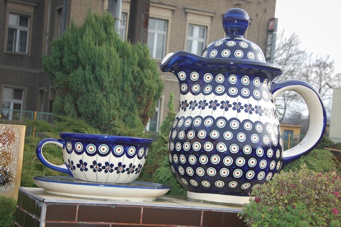 [pottery24.jpg]