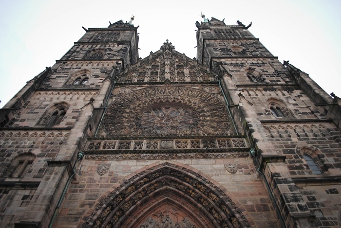 [church outside[2].jpg]