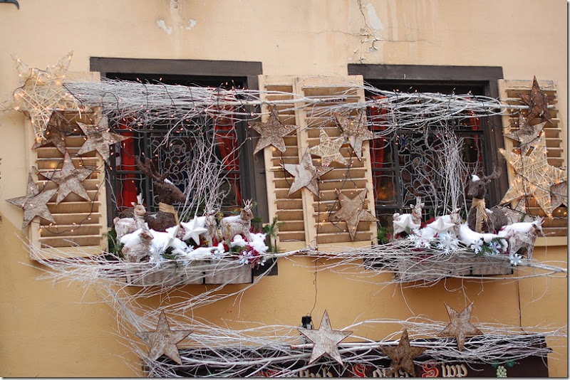 window decor