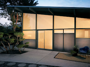 architella_outside.jpg