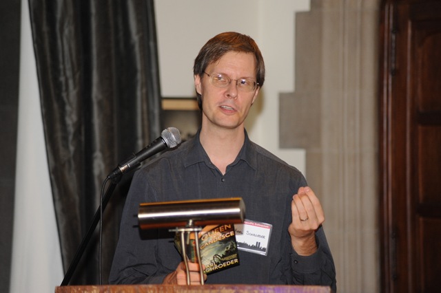 [Karl Schroeder Reading - GaborBagi[3].jpg]