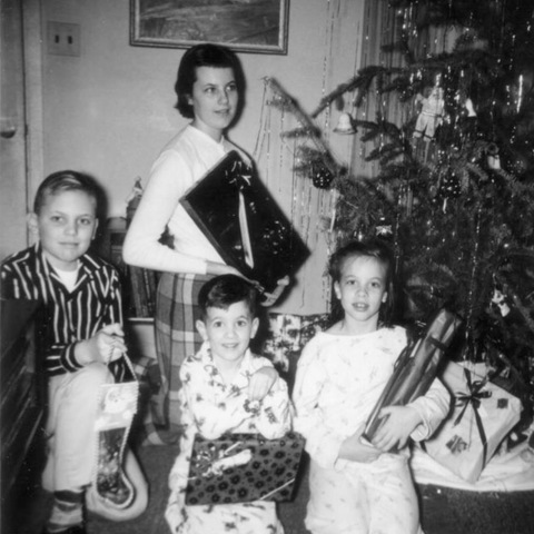 [11 Christmas Byers Kids 1958[3].jpg]
