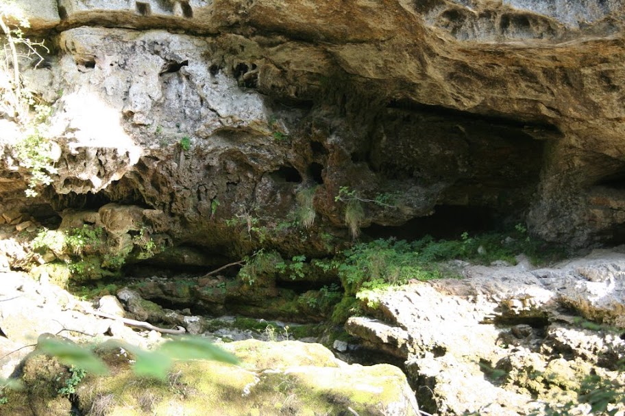 Cachette à lutins