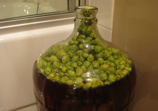 Cascade/Nugget Wet Hop IPA
