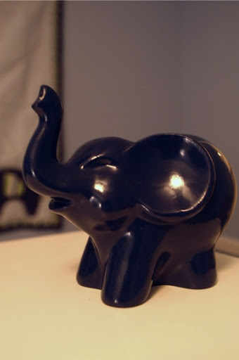 elephant2-2010-12-13-18-45.jpg