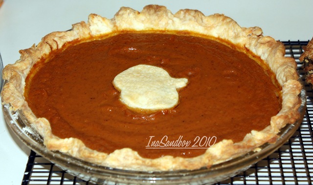 [pumpkin pie with logo[3].jpg]