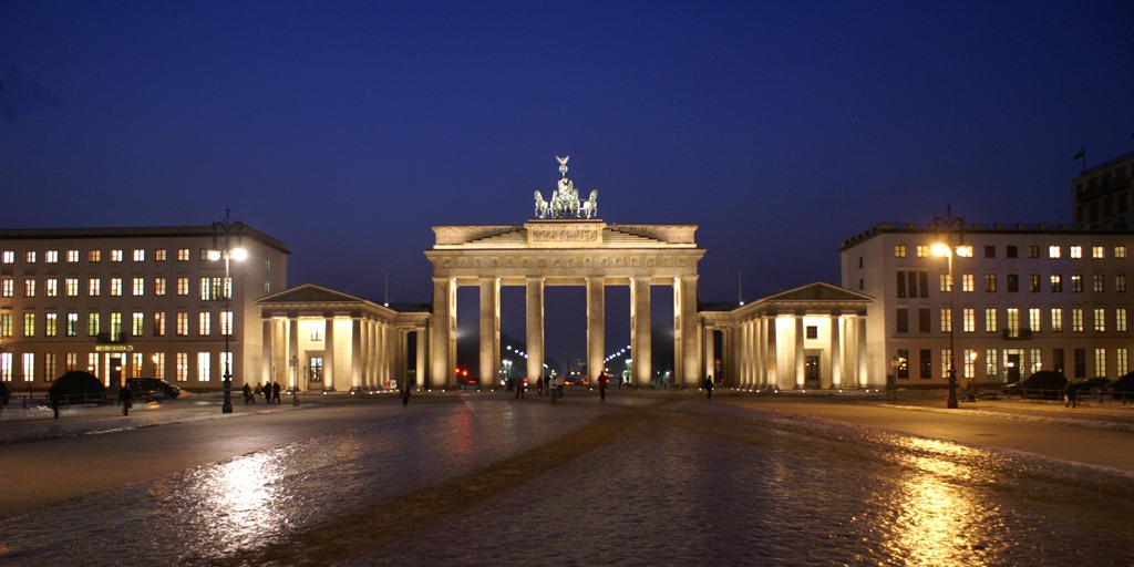 [Berlin_Brandenburger-Tor_0141_a4.jpg]