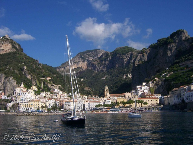 [Ciao Amalfi Coast Blog Amalfi with sailboat[7].jpg]