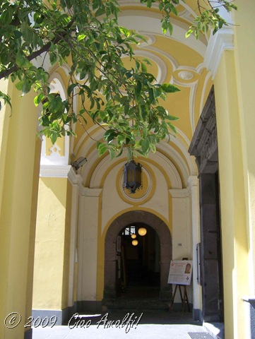 [CiaoAmalfiCoastBlogChurchSorrento7.jpg]