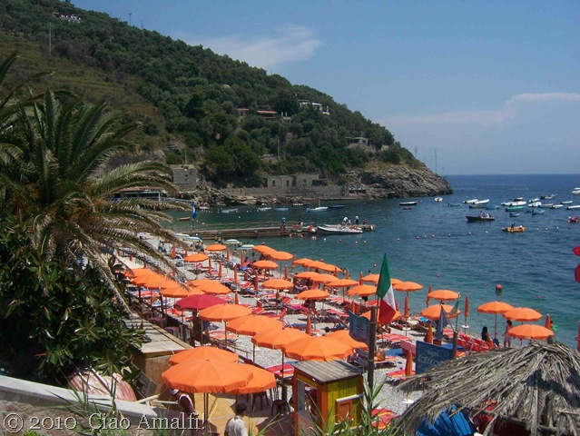 [Ciao Amalfi Coast Blog Nerano Beach[7].jpg]