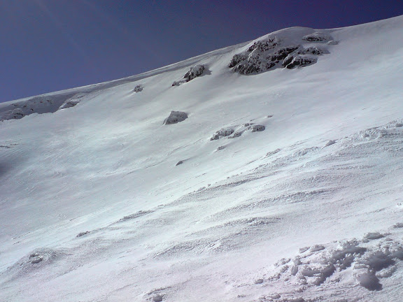 Cornisa e hielo en la Hoya de 2 Hermanas