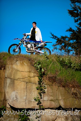 [BellinghamSeniorPhotographers5-11-10Anthony-110[2].jpg]
