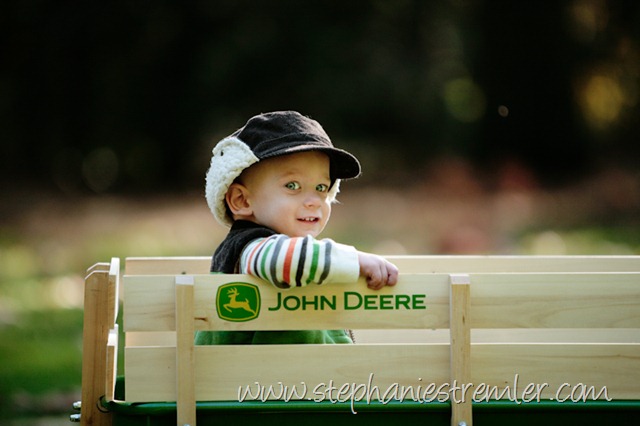[LyndenFamilyPhotographerF11-1-09Colby-100[2].jpg]
