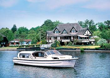 [norfolkbroads3[3].png]