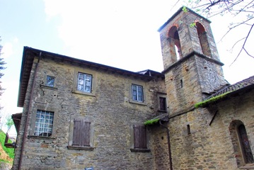 2-Campanile e canonica 2-Campanile e canonica