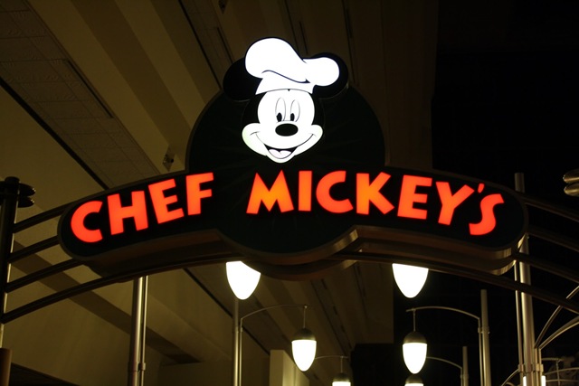 [Chef Mickeys (3)[10].jpg]