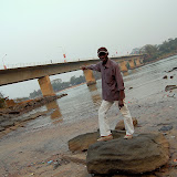  &ndash; James points out the Aberdeen Bridge in which Gladys, her husband, Mohammed and four children live. ......© 2008 NHA Photo