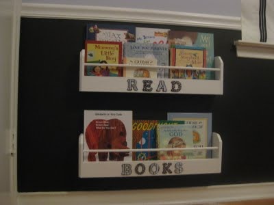 [finishedbookshelves0014.jpg]