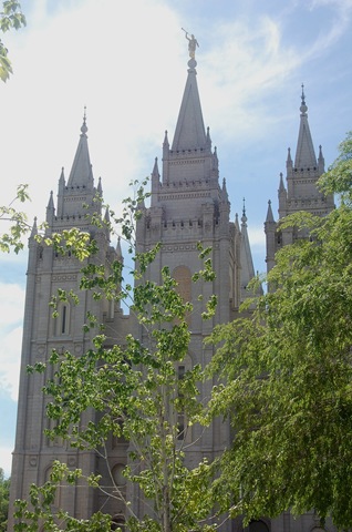 [sltemple902.jpg]