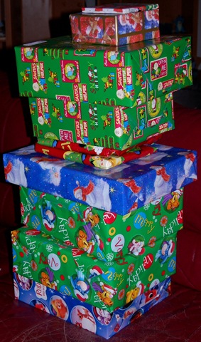 [presents12.jpg]