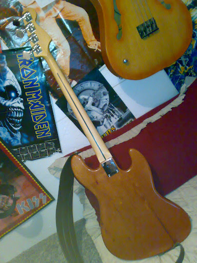 Jazz Bass (LH) feito Pelo Luthier Cavalheiro 20112010320
